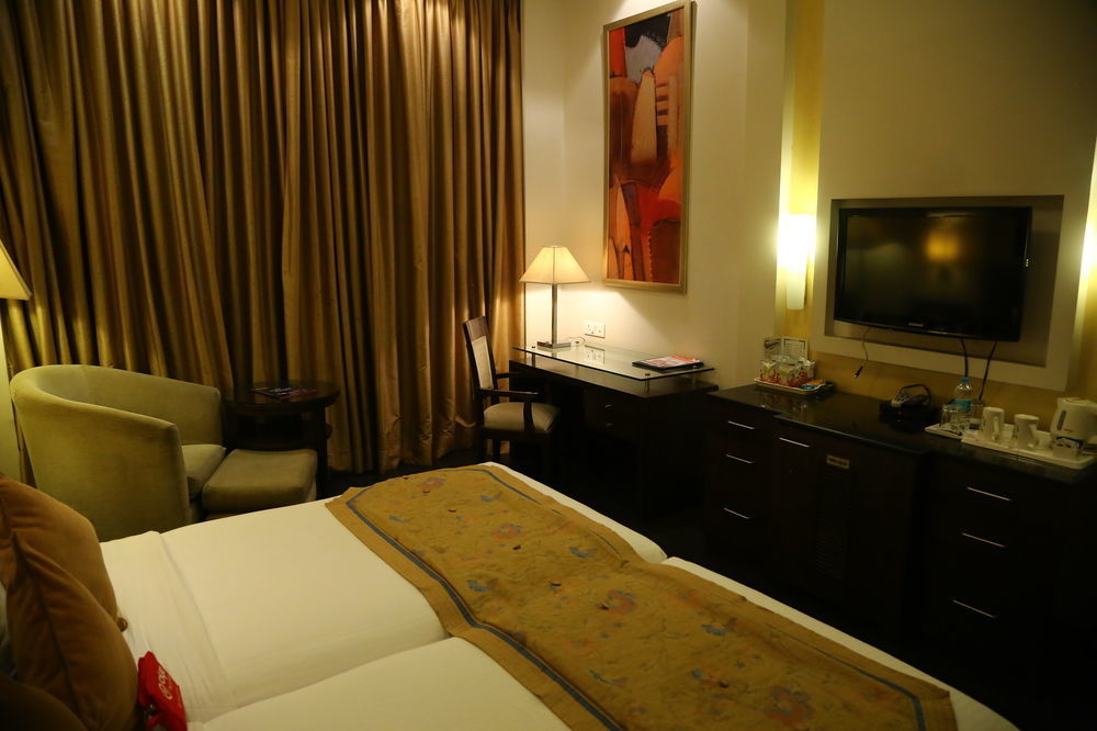 Oyo Rooms Chandigarh Sector 34 Zewnętrze zdjęcie