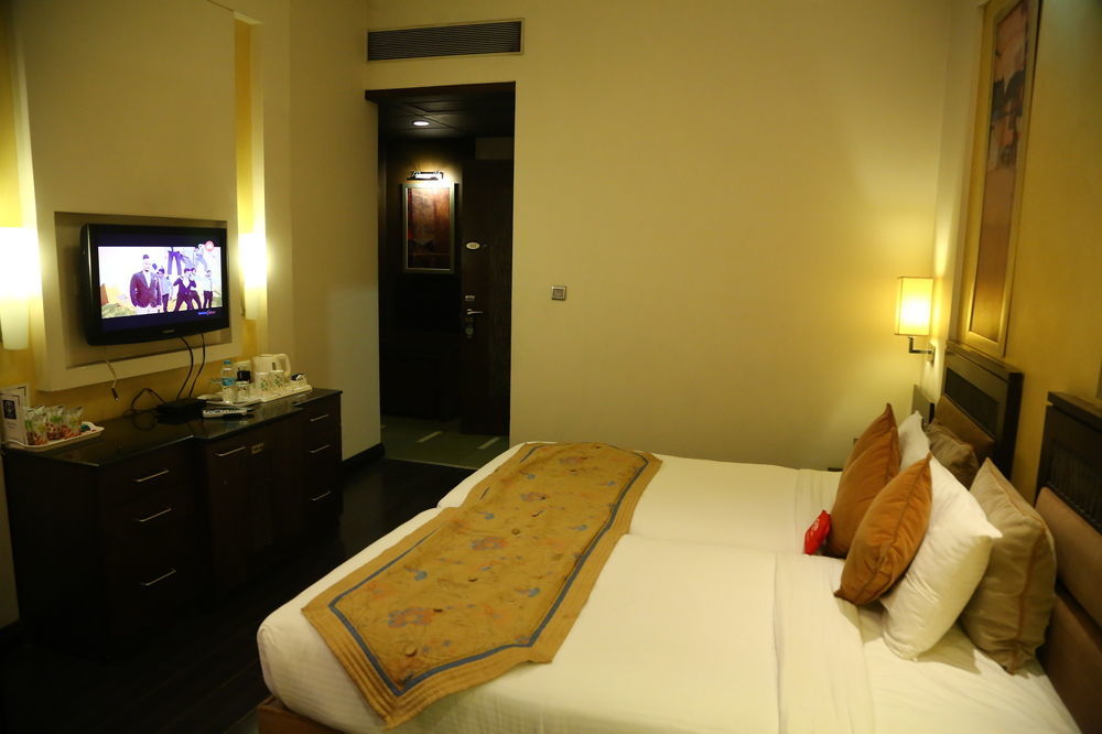 Oyo Rooms Chandigarh Sector 34 Zewnętrze zdjęcie